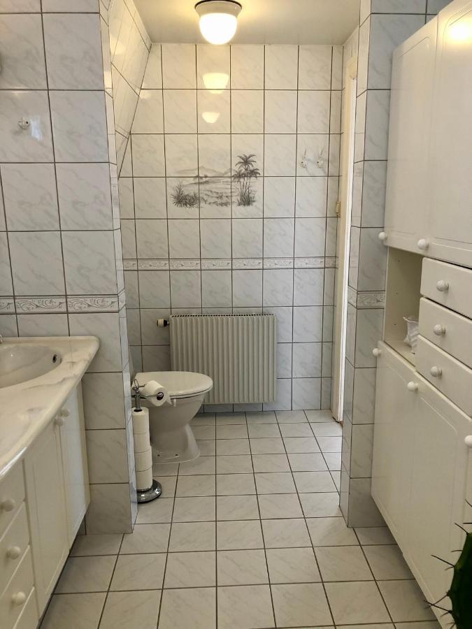 Vacker Vaning Med Havsutsikt I Stroemstads Centrum. エクステリア 写真